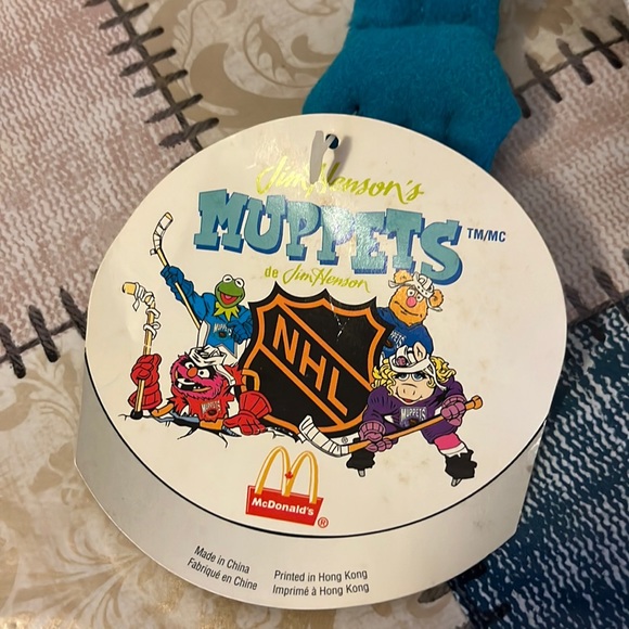 Kermit Vintage NHL McDonald's Muppets Conference Plushie. Loose. 1995 - Picture 3 of 4